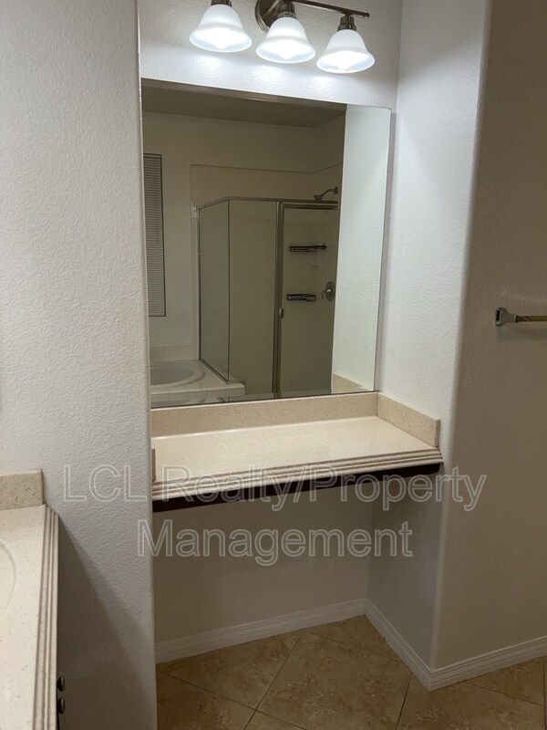 Building Photo - 30364 Skipstone Way