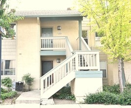 Building Photo - 1032 Summerplace Dr