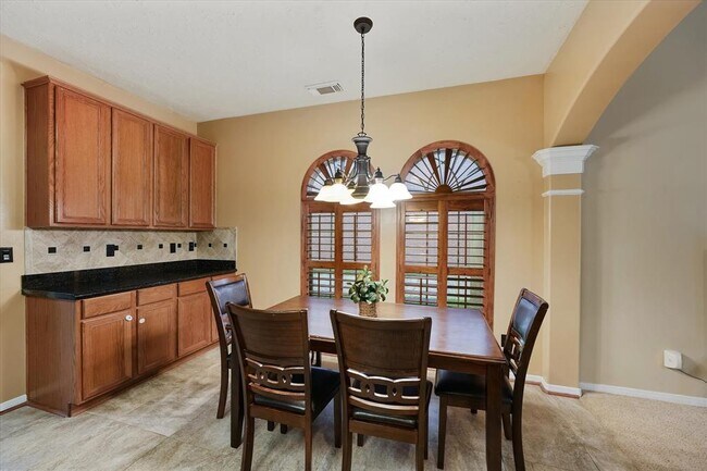 Building Photo - 4426 Park Bend Dr
