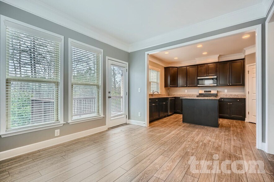 Building Photo - 764 Wexford Cove Way