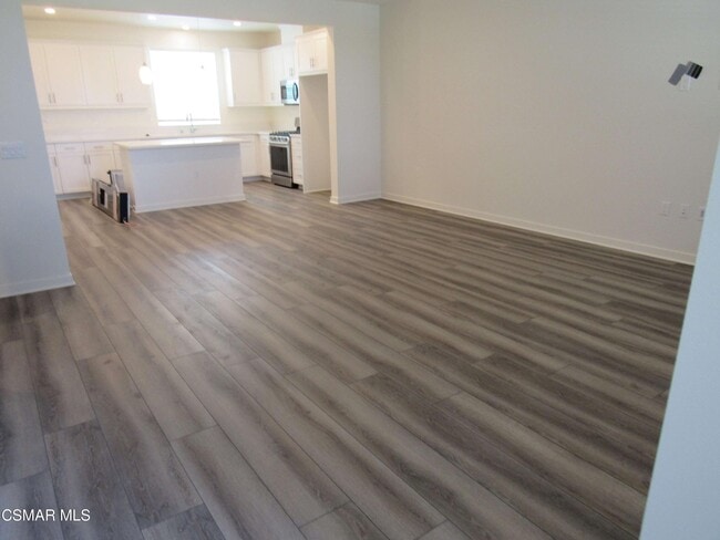 Building Photo - 527 Winchester Dr