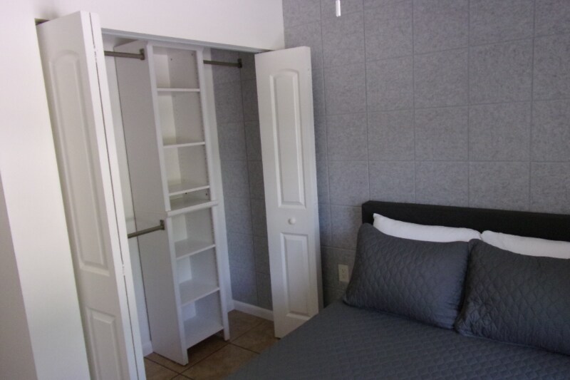 Building Photo - 101 Caloosa St