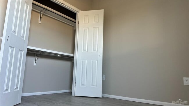 Building Photo - 14 Chapa Ave