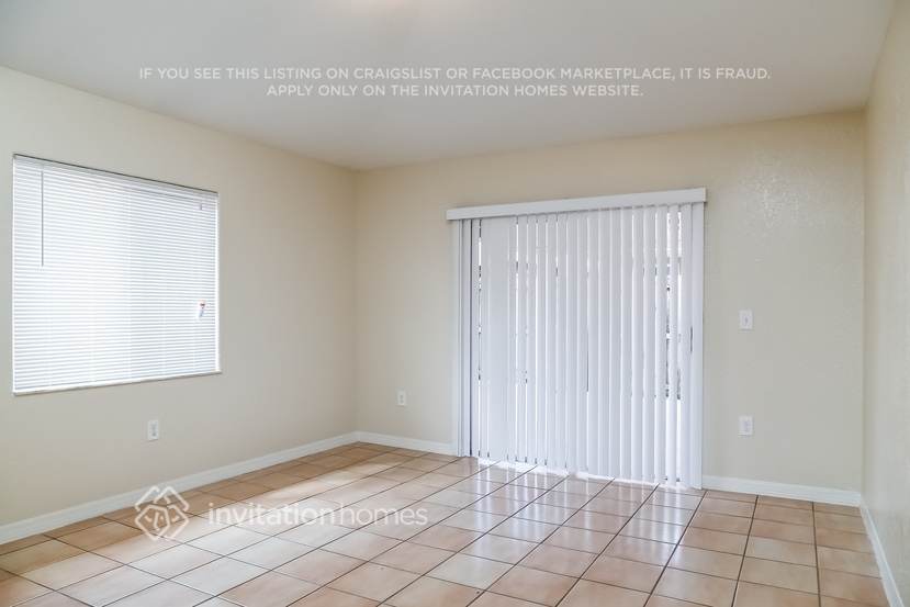 Building Photo - 9991 NW 126th Terrace