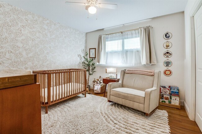 Building Photo - 1602 Glen Valley Dr