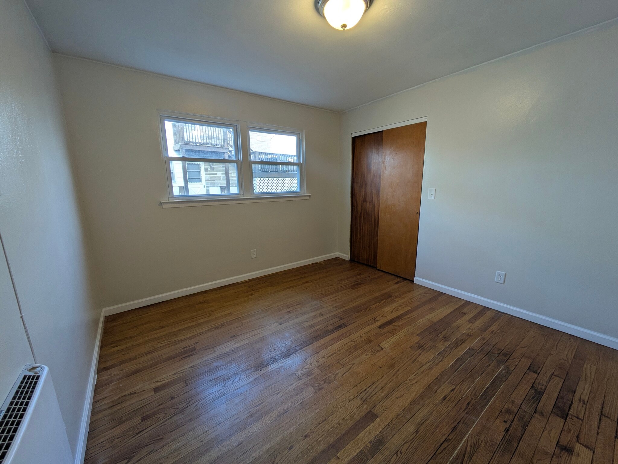 Building Photo - 617 June St