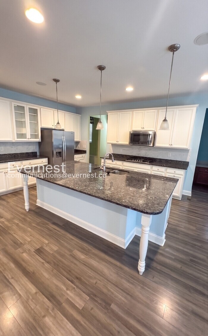 Building Photo - 1735 Hudgins Farm Cir