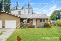 Building Photo - 602 Hi-Ab-La Pl NE