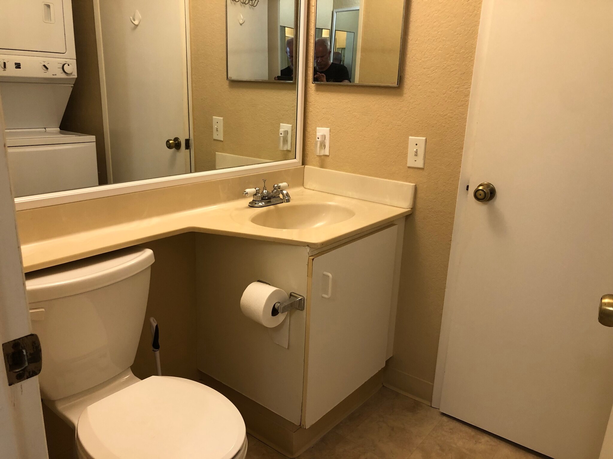 Building Photo - 480 Kenolio Rd