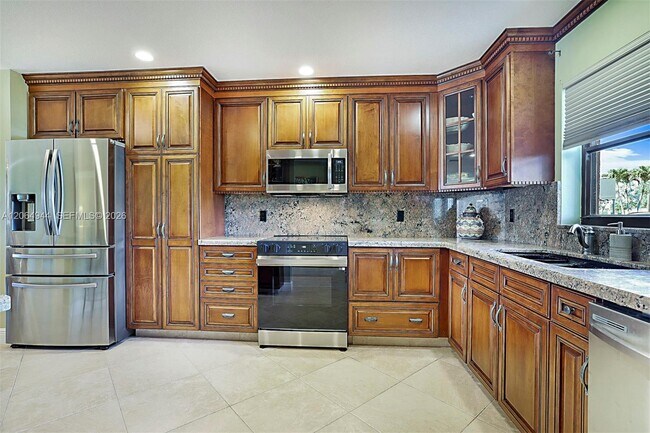 Building Photo - 100 Intracoastal Pl