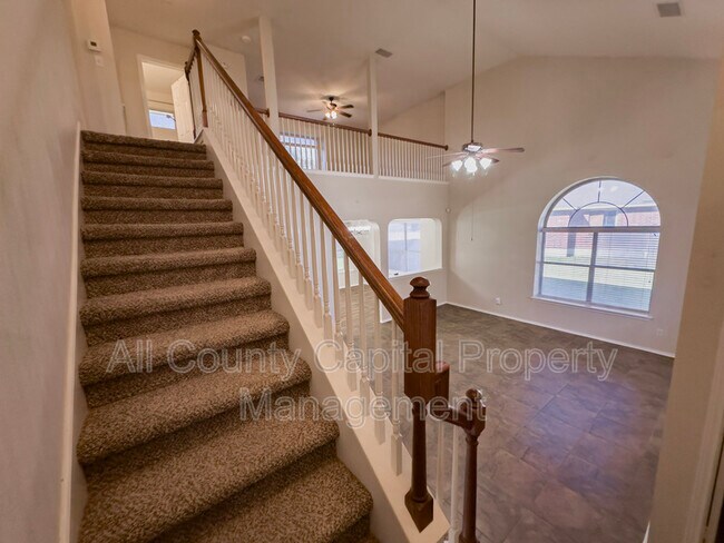 Building Photo - 320 Peanut Dr