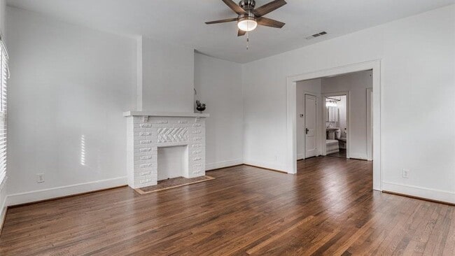 Building Photo - 6349 Belmont Ave