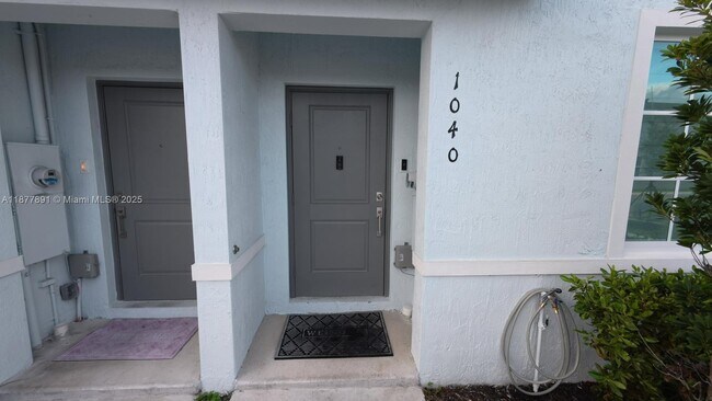 Primary Photo - 1040 NW 5th Terrace