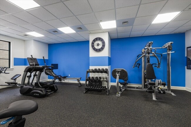 Building Photo - 121 N Monroe St