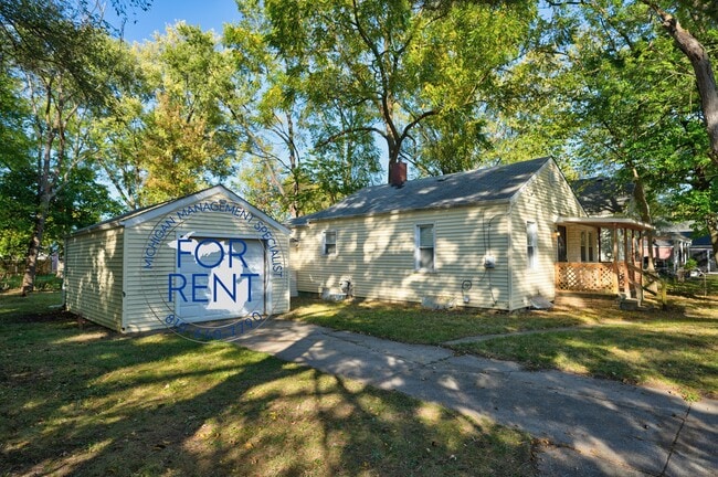 Building Photo - 2720 Gibson St