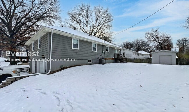 Building Photo - 13020 Corrington Ave