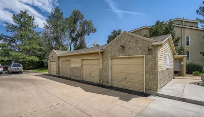 Building Photo - 60 S Boulder Cir