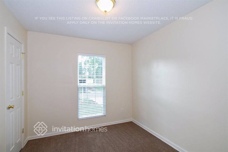 Building Photo - 131 Wayne Ave