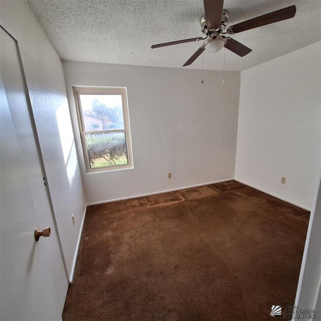 Building Photo - 2106 S 17th Ave