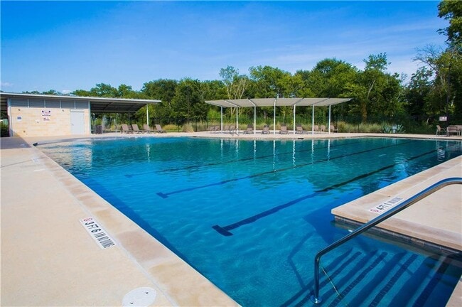 Building Photo - 6111 Dumfries Ln