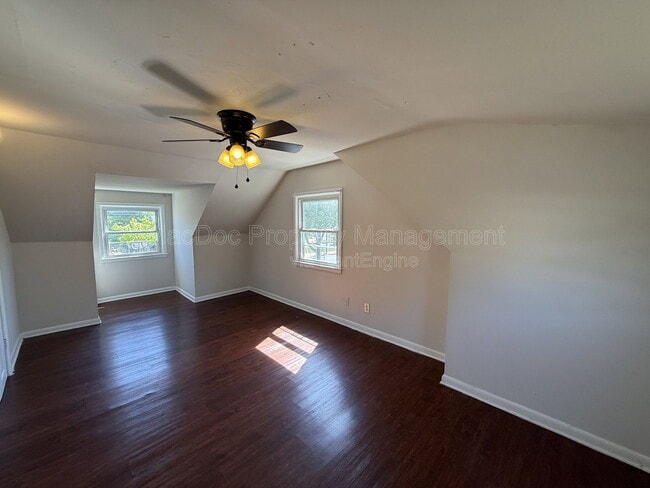 Building Photo - 1500 Airport Ave