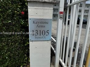 Building Photo - 13105 Ixora Ct
