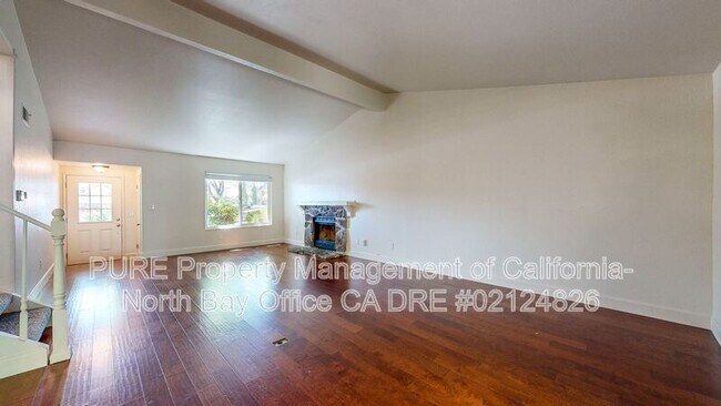Building Photo - 360 Manka Cir