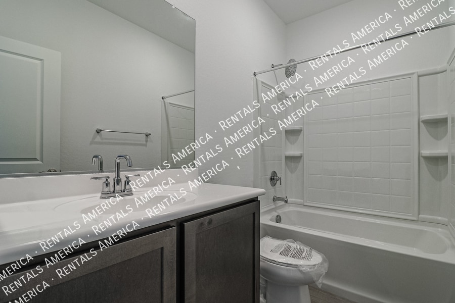 Building Photo - 15175 W Desert Bloom St