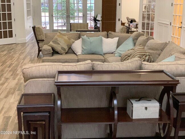 Building Photo - 8550 Touchton Rd