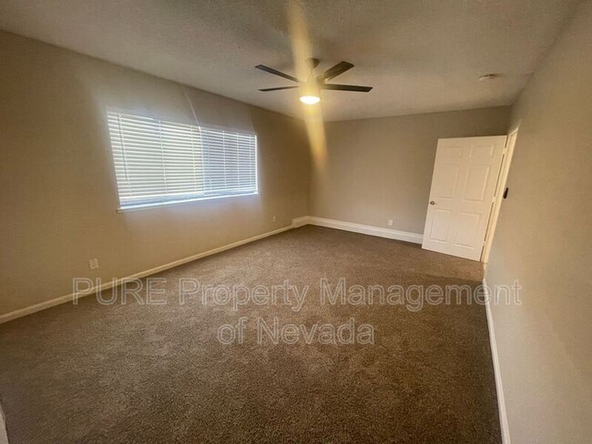 Building Photo - 2315 Caravelle St