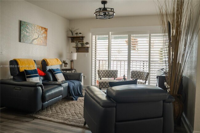 Building Photo - 7429 SW 152nd Ave