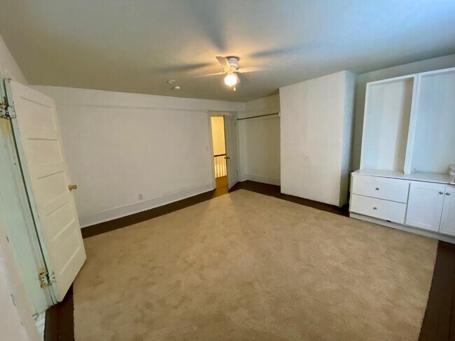 Building Photo - 1603 Taylor St