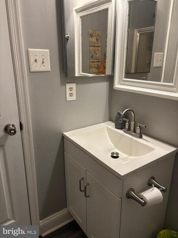 Building Photo - 216 Highland Blvd