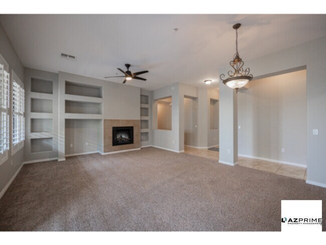Building Photo - Discover this Absolutely Gorgeous Phoenix ...