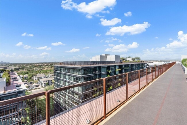 Building Photo - 7180 E Kierland Blvd