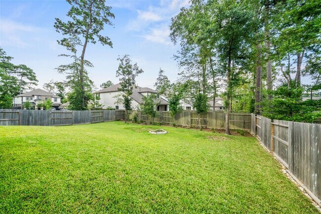 Building Photo - 531 Carina Gaze Dr