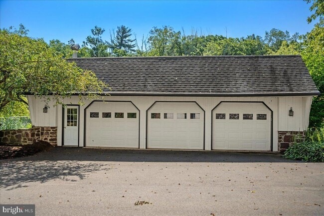 Building Photo - 1315 Pineville Rd