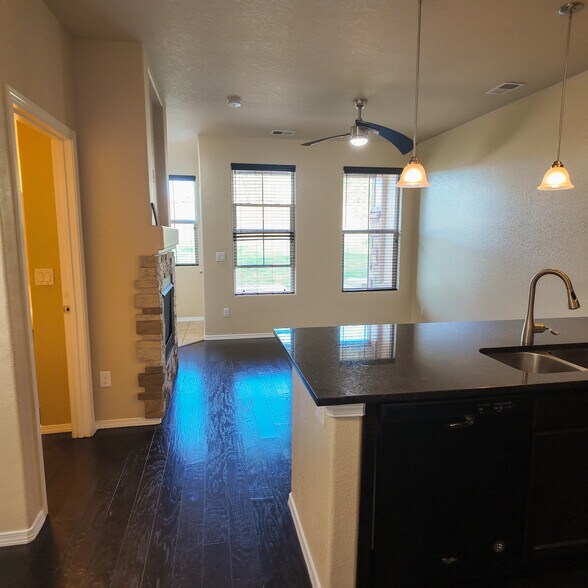 Building Photo - 5234 Prominence Pt