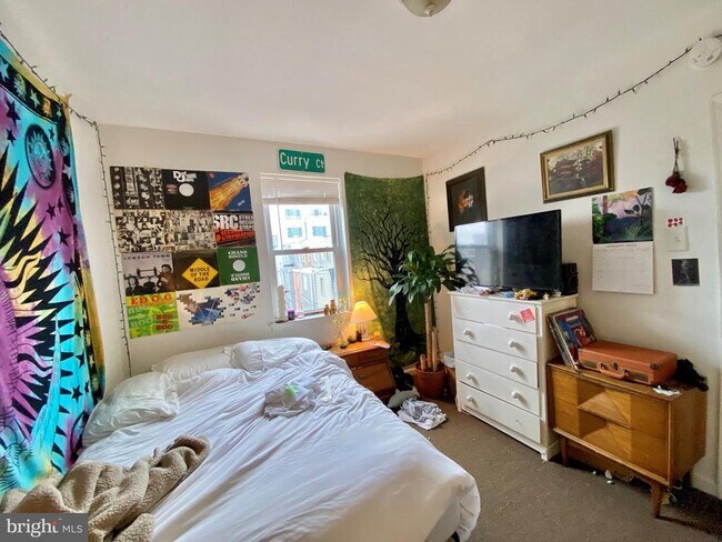 Building Photo - 3210 Haverford Ave