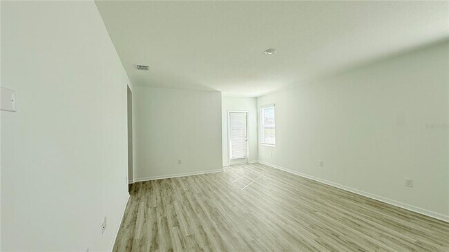 Building Photo - 2986 Waterlily Wy