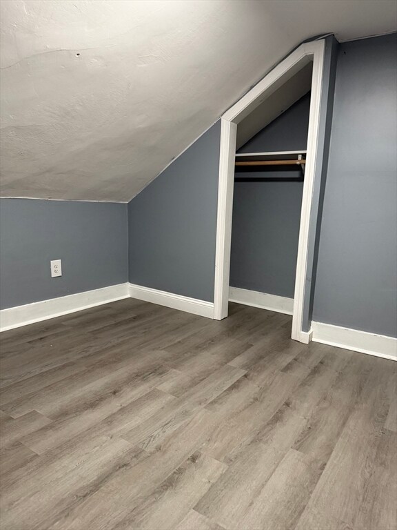 Building Photo - 415 Weeden St