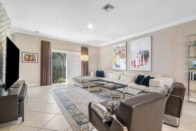 Building Photo - 34 NW 7th St