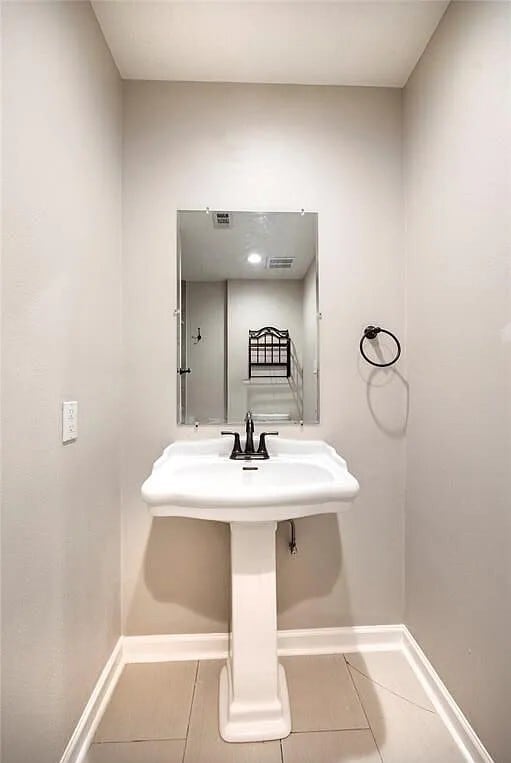 Building Photo - 7019 Bent Branch Dr