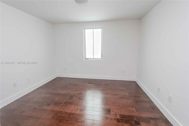 Building Photo - 8250 NW 33rd Terrace