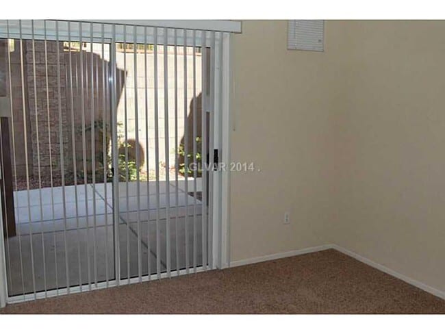 Building Photo - Jasmine Ranch Gated Two Bed Condo!!