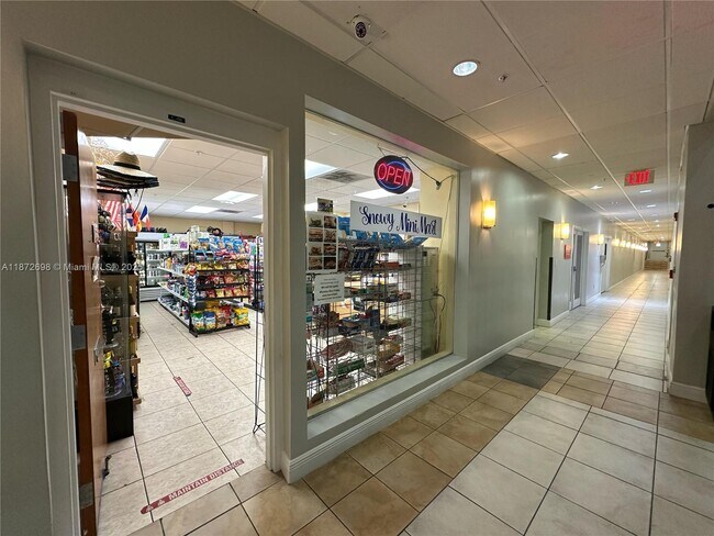 Building Photo - 2501 S Ocean Dr