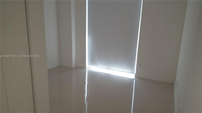 Building Photo - 79 SW 12th St