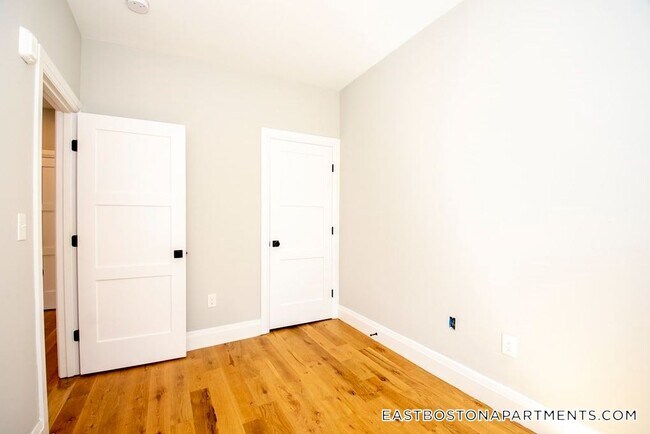 Building Photo - 66 Lubec St