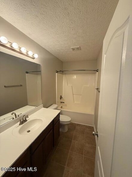 Building Photo - 419 Lafitte Way