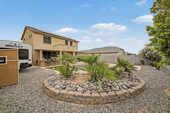 Building Photo - 18235 W Ida Ln